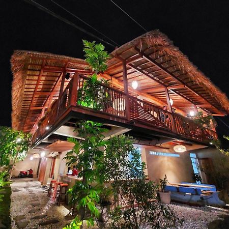 The Livingroom Hostel Kuta  Exterior photo